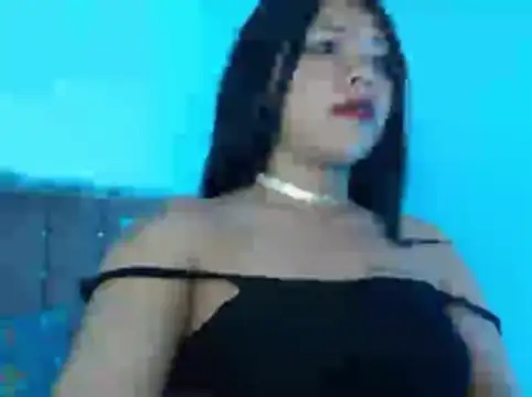 lily jamesx online show from January 6, 6:00 pm