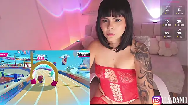 Snapshot of Gisell_Daniela1 chatting on October 3, 4:17 am Gisell Daniela1 online show from October 3, 4:17 am
