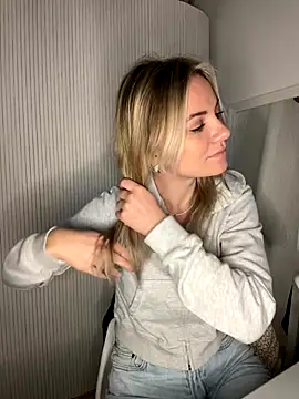 Milla  one online show from December 20, 3:27 pm