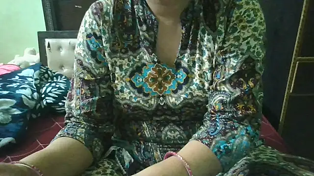 couplesuni online show from March 12, 11:24 am