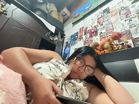 violeta 818 online show from March 10, 4:16 am