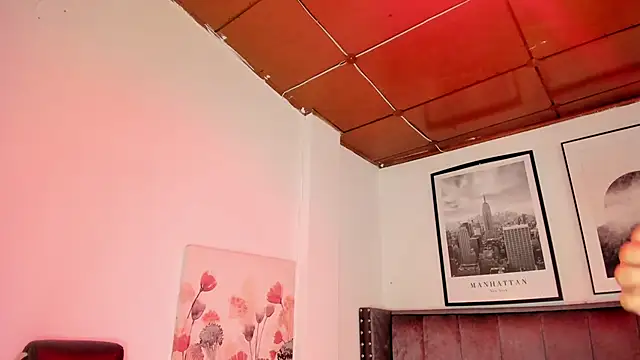 Alaia Cute online show from November 18, 2:56 am