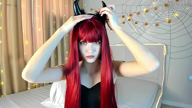 Lola Peach online show from October 30, 6:27 am