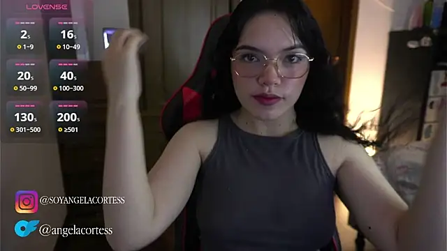 angela cortes  online show from October 26, 1:12 am