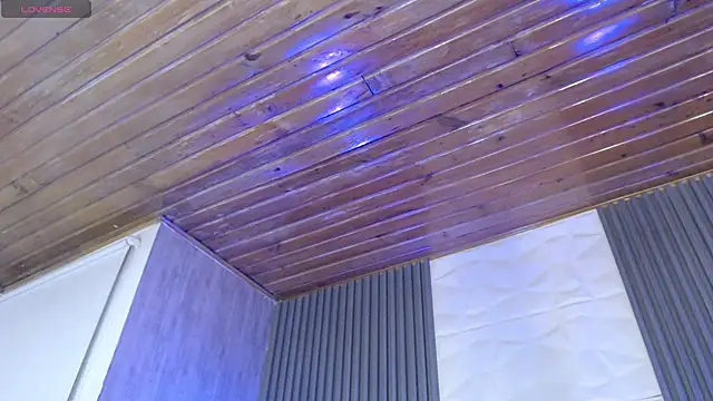 Mia Rinn online show from December 16, 4:02 pm