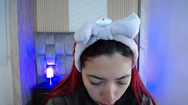 Snapshot of Mia_Rinn chatting on September 13, 1:08 pm Mia Rinn online show from September 13, 1:08 pm