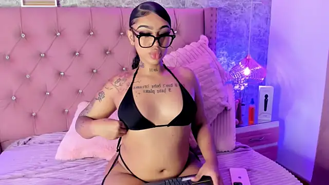 Mia Jansen online show from September 23, 1:31 pm