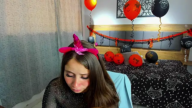 martina lujann online show from October 27, 12:55 pm