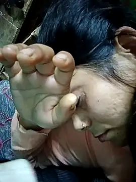 Lustyful Couple online show from December 16, 11:10 pm