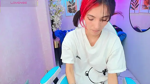 Dafne huges online show from November 5, 7:52 pm