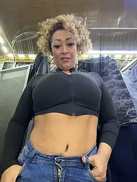 Katti Barrera online show from July 29, 8:53 pm