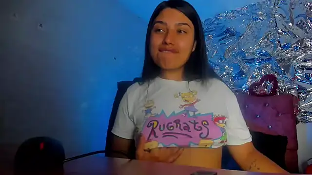 SarahStones online show from February 20, 5:39 am