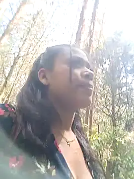 cindy damm online show from March 31, 7:14 pm