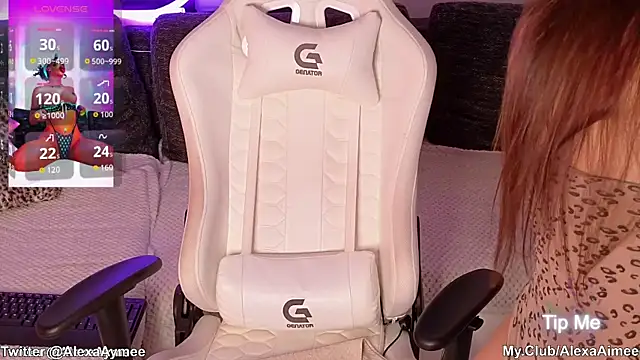 AlexaAimee online show from March 26, 1:24 pm