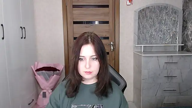 Kristy-Max online show from November 5, 9:09 pm