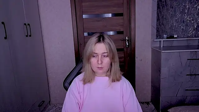 Kristy-Max online show from February 16, 11:54 am