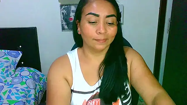 zaray bella online show from March 13, 10:55 pm