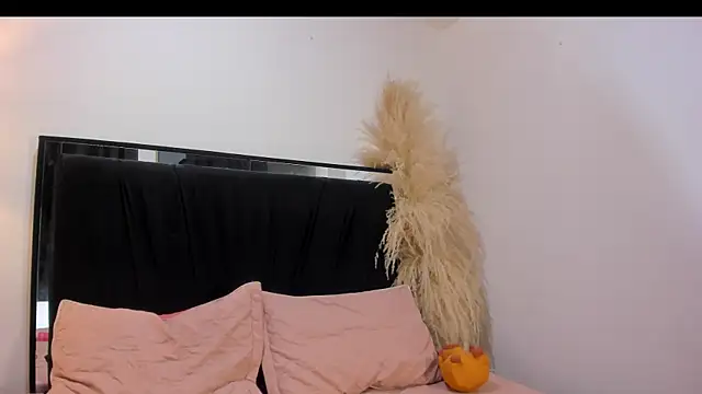 lilithTeen1  online show from July 10, 2:56 am