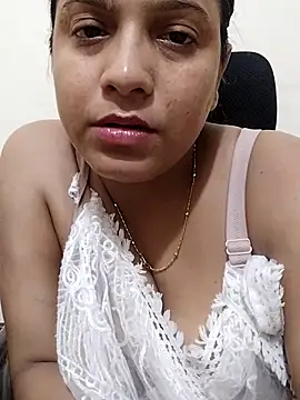 Simran-Kaur143 online show from July 21, 7:36 pm