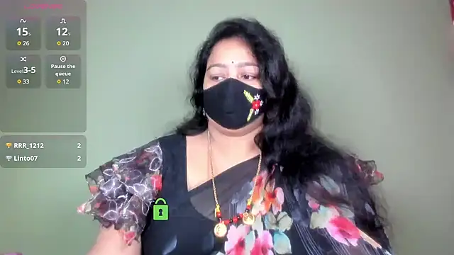 neelu-hoty online show from July 18, 9:34 am