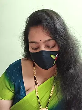 neelu-hoty online show from December 15, 2:44 pm