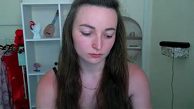  Barbie Kiss  online show from June 16, 9:54 am