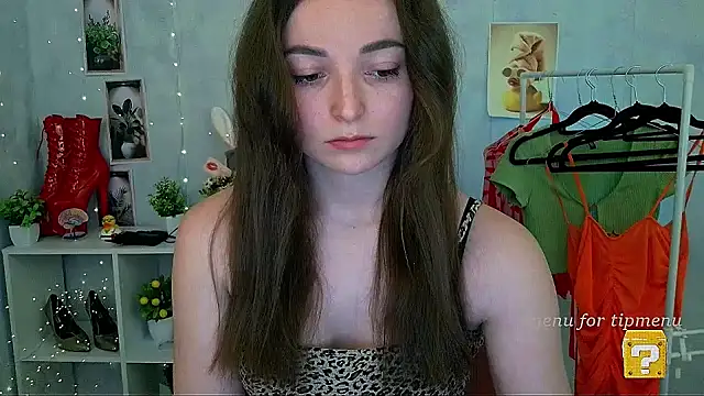  Barbie Kiss  online show from April 16, 2:06 pm