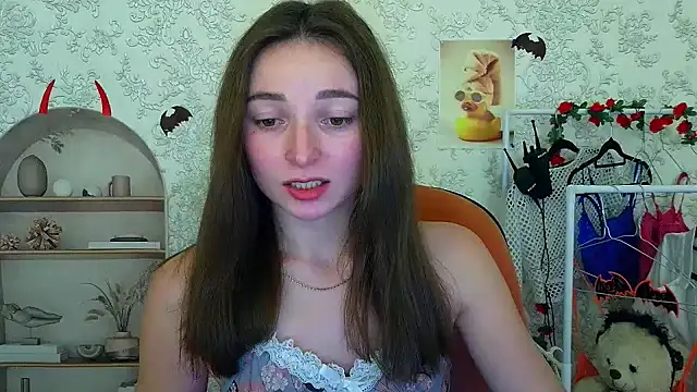  Barbie Kiss  online show from October 26, 3:18 pm