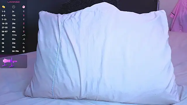 EmmaRouss1 online show from March 31, 12:49 pm