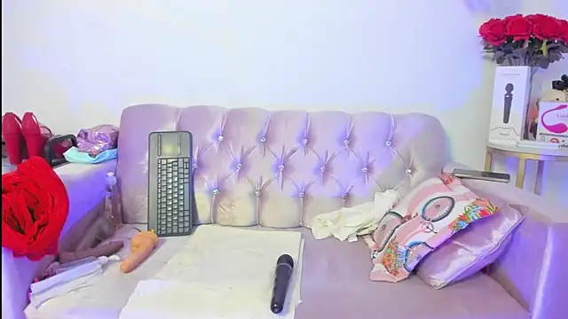 alanavega11 online show from September 11, 4:07 pm