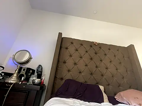 XXXLollipopsJuicy online show from October 30, 5:58 pm