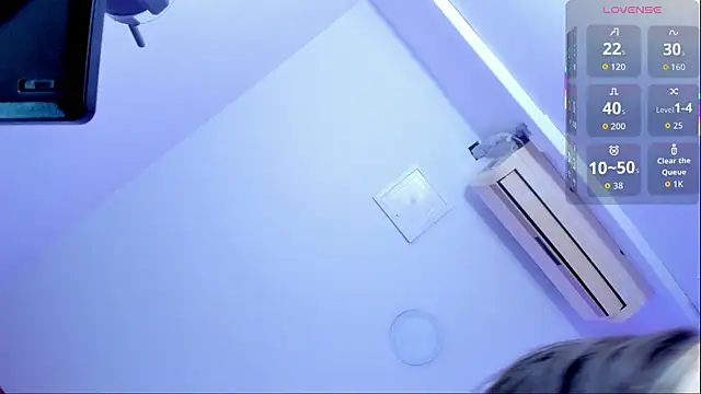 katy giil online show from December 5, 7:37 pm