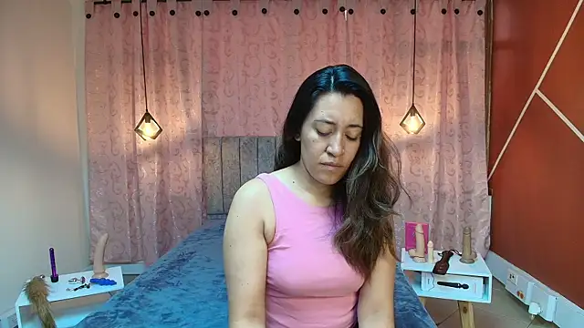 VioletaScott  online show from November 18, 3:35 pm