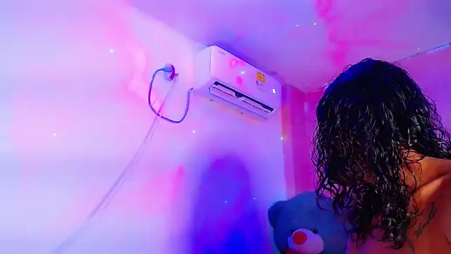 vanessa nauthygirls online show from October 8, 8:35 pm