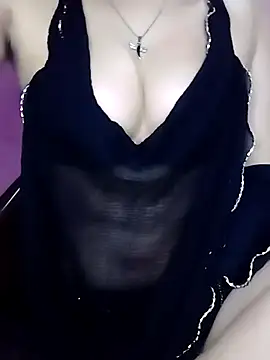 L ucy1 online show from April 15, 6:52 pm