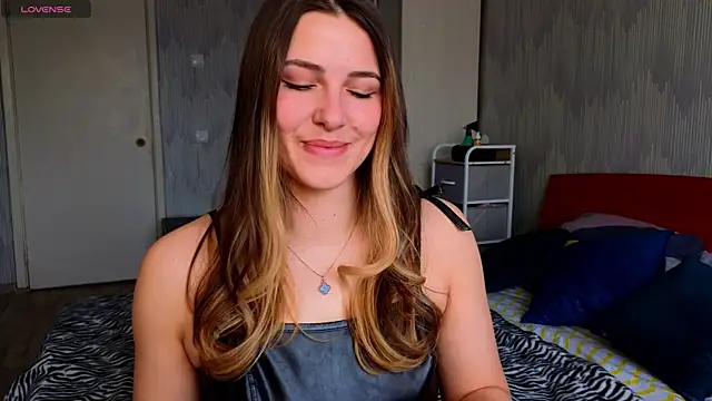 sophia euphoriaa online show from April 14, 8:58 am