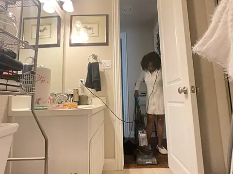 wynterheat online show from April 1, 3:42 pm