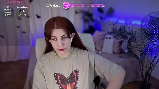 FoxyRayy online show from October 21, 1:26 pm