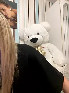 Liya my online show from January 8, 5:50 pm