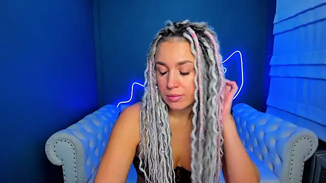 rock n roxy online show from November 4, 1:10 am