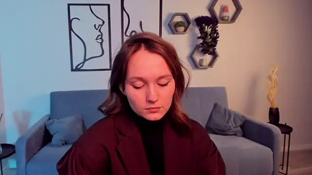 BritnieCute online show from February 28, 8:47 am