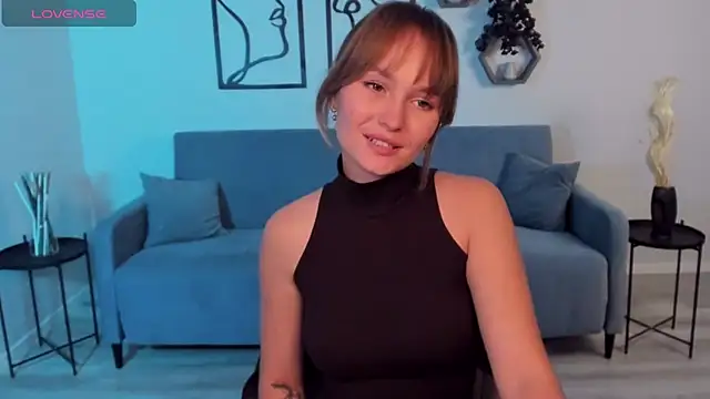 BritnieCute online show from October 17, 8:06 am