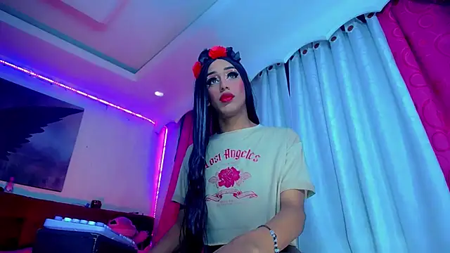 NahomiCamper online show from September 17, 3:48 am