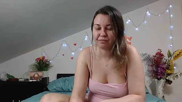 SweetMaddy888 online show from January 31, 7:11 pm