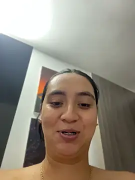 karla nill online show from April 9, 6:24 pm