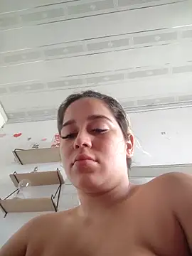 LaurenWelly  online show from February 15, 8:52 pm