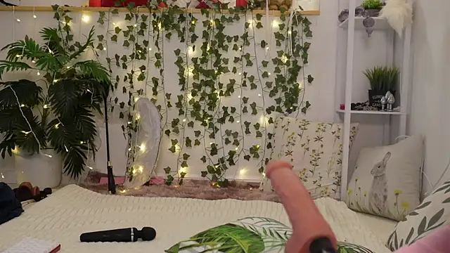 MonicaAsis online show from September 25, 6:17 pm