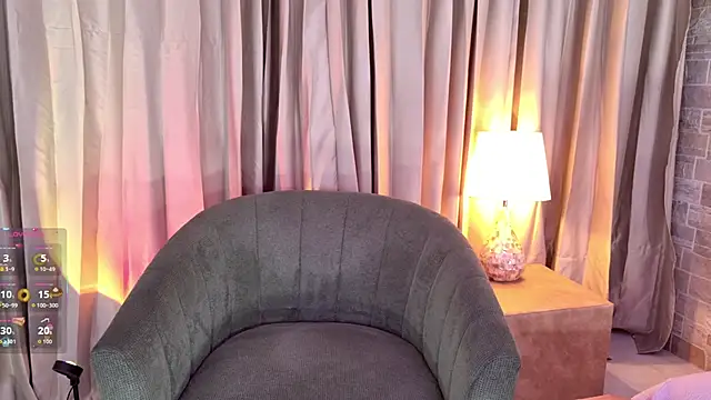 candyy bella online show from March 1, 5:34 pm