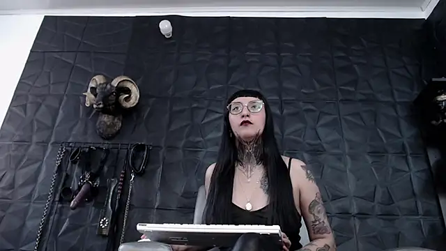 Snapshot of Agata_Darkness chatting on September 8, 7:35 pm Agata Darkness online show from September 8, 7:35 pm