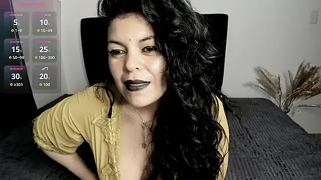 scarlett w0lf online show from June 11, 9:55 pm